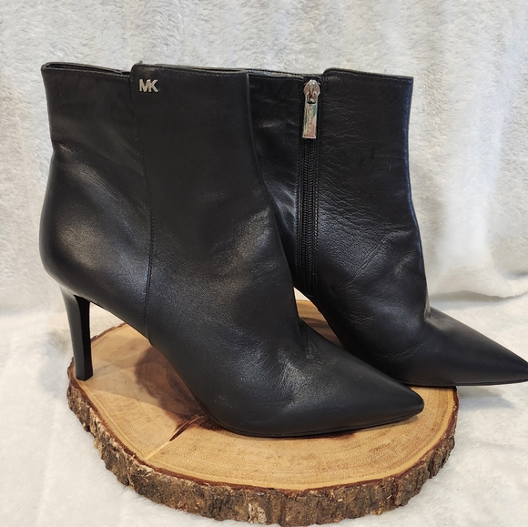 Michael Kors black high heel boots size 8.5 - Picture 3 of 6